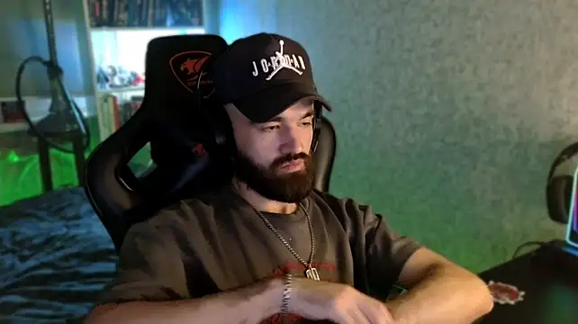 Chat XXX Live _Serious_Man