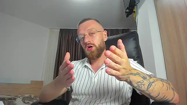 Findom_guy – Naživo XXX chat