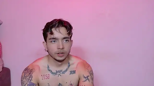 Chat XXX ao vivo de AliceandMax