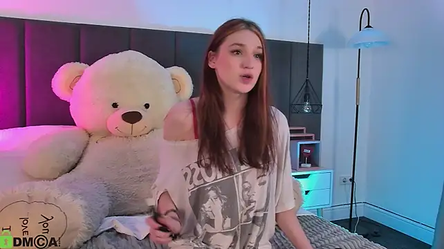 Raven_Crowe élő XXX-chatje
