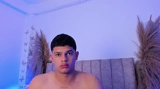 Adrian_Prime_ 라이브 XXX 채팅