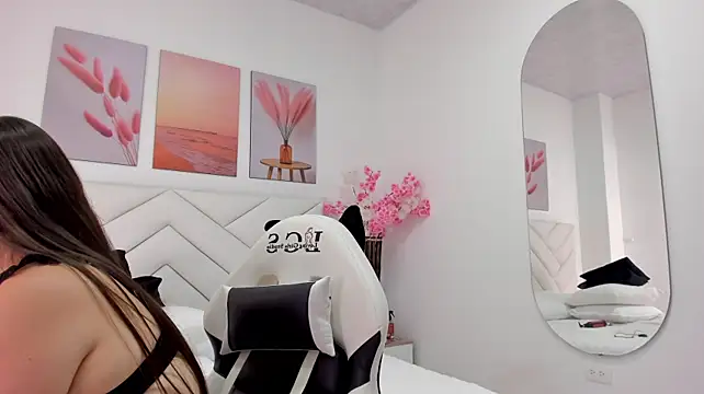 Chat +18 de _Emily_Queen ao vivo