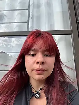 Canneela élő XXX-chatje