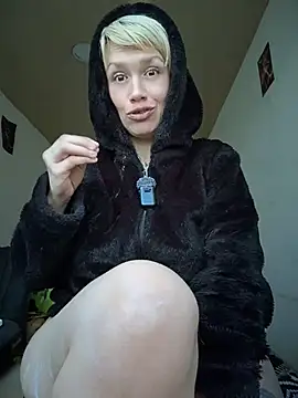 Chatroom XXX en direct de MARILYNKOVANOVA