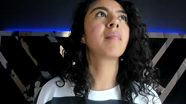 Amareto_'s Live XXX Chat