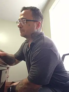 dadbod1178n Live XXX chat