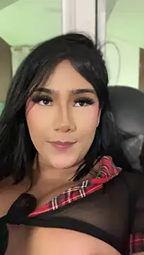 Vale_Prada Adlı Modelin Canlı XXX Sohbeti
