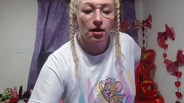 emperabigbootybigass Live XXX-chat