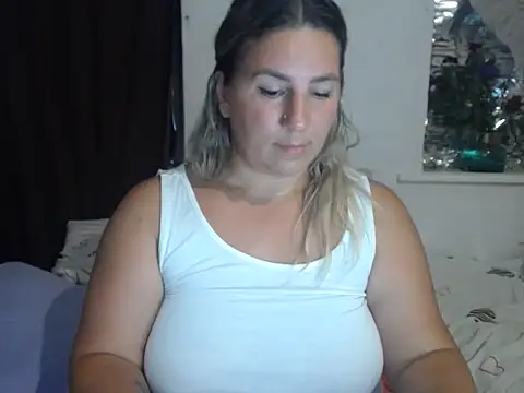Chat XXX en directo de Darina2398