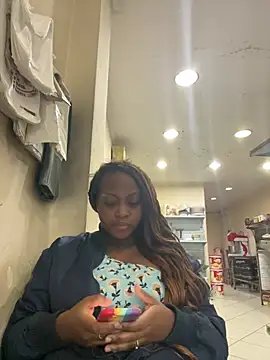 Bunduda32 Live XXX-chat