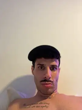 צ'אט XXX בשידור חי של slaamdopee