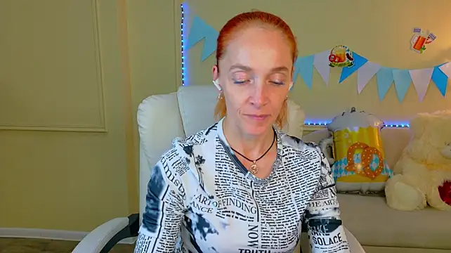 XXX chat uživo modela BreeTerner