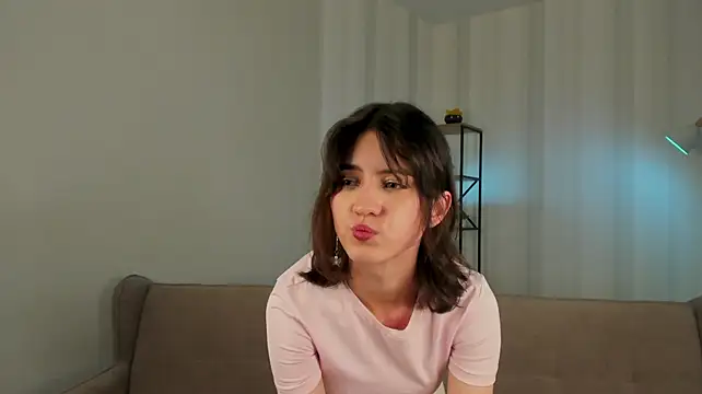 Chatroom XXX en direct de LaveraSitko