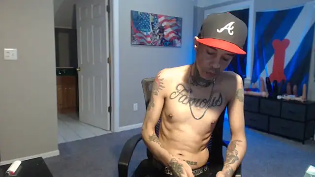Michigan9000 live XXX chat