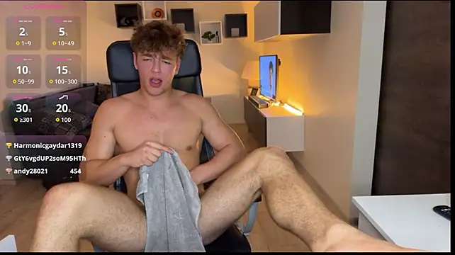 Chat XXX en directo de lukedesirablee
