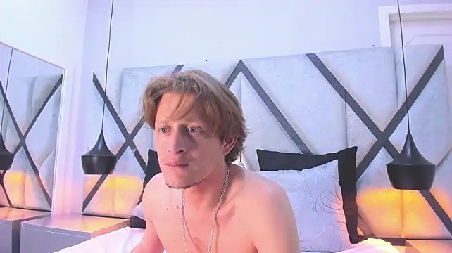 AnthonyFosterr Chat XXX live