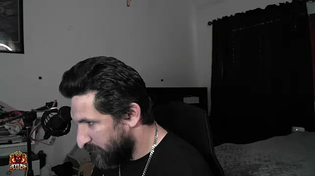 DevilPup75_: απευθείας συνομιλία ΧΧΧ