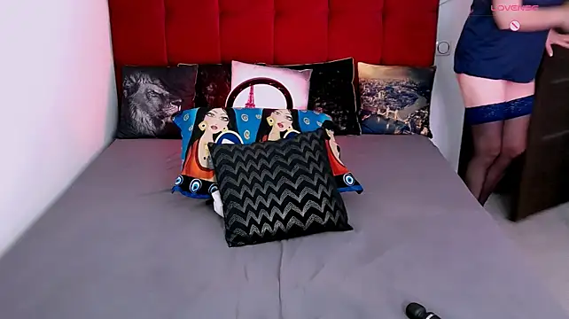EvelynPorshe Adlı Modelin Canlı XXX Sohbeti