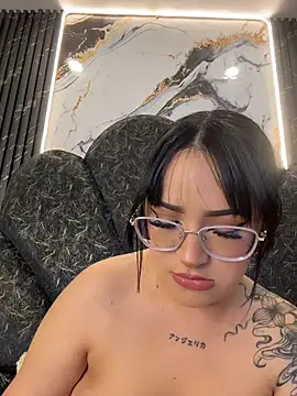 Chat XXX ao vivo de nicole-cooper