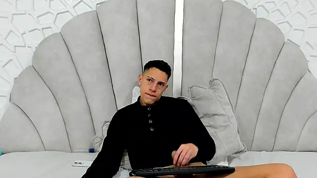 thiago19s – Naživo XXX chat