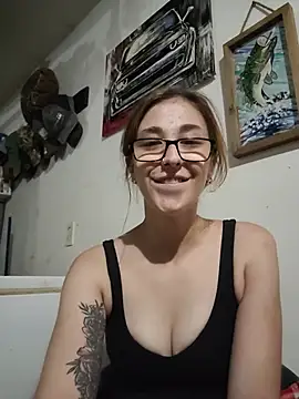 XXX chat uživo modela NeedyNina