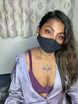 OpposedLoom 라이브 XXX 채팅