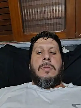 Chat +18 de COROADOTADOCASADO ao vivo