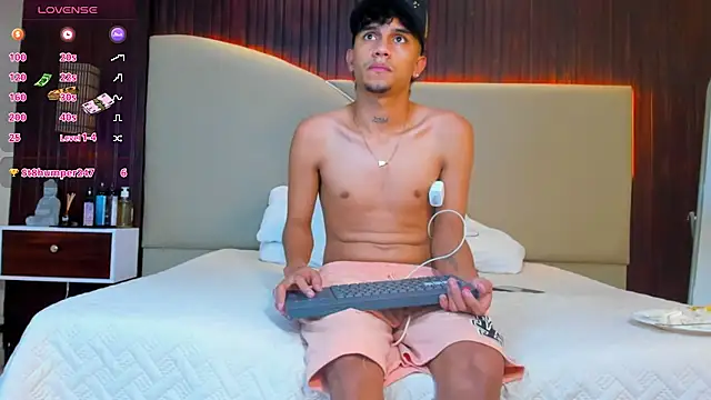 XXX chat uživo modela Alexxx_B2026