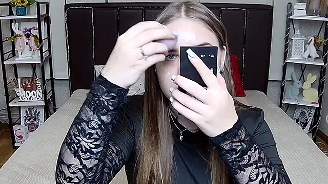 LauraHlot 现场XXX聊天