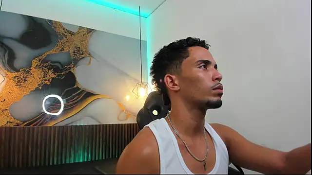 แชท XXX สดของ DrakeFoxx