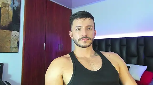 Chatroom XXX en direct de Marcus_lafourt