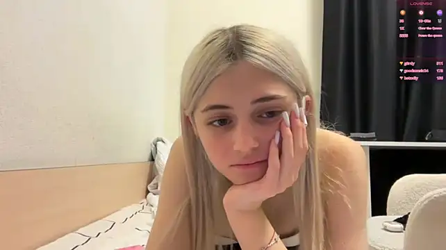 AidaGloshen Adlı Modelin Canlı XXX Sohbeti