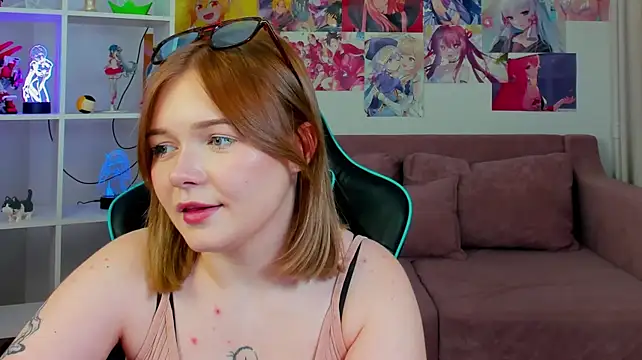 ElinaVale's Live XXX Chat