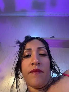 kendall_flower Chat XXX in diretta