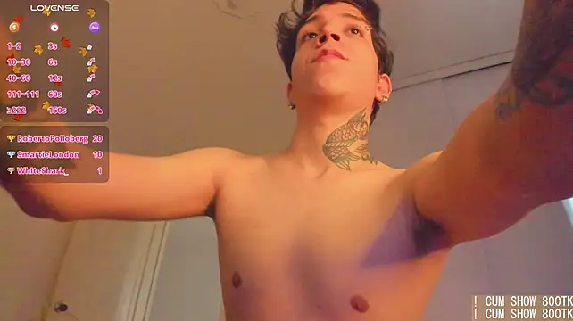 Michael_v77's Live XXX Chat
