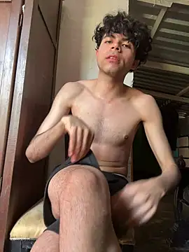 Axel-Mejia লাইভ XXX চ্যাট