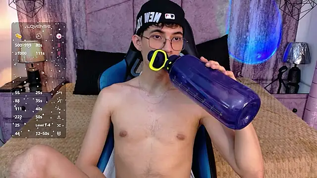 AronTawers Live XXX-Chat