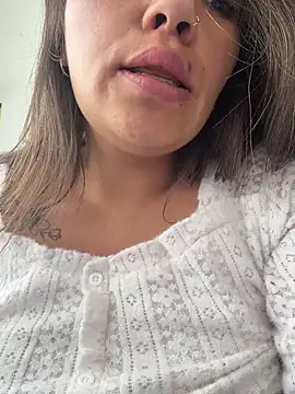عرض كام LIZ-06_
