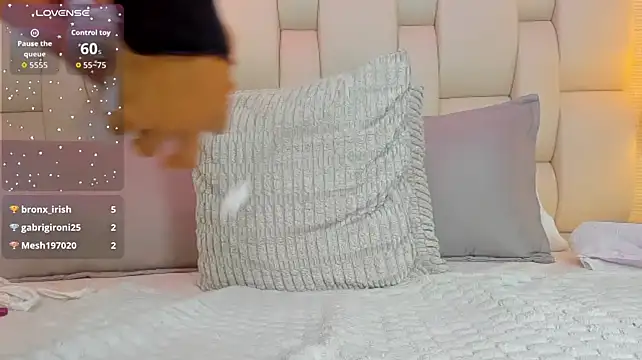 KeitinThompson Live XXX-Chat