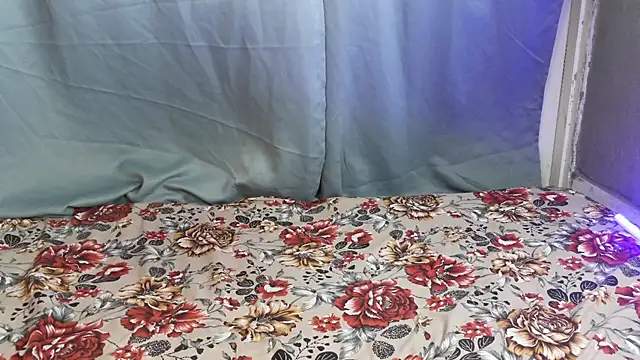 Awesome_Riya Adlı Modelin Canlı XXX Sohbeti