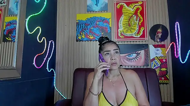 VikyThomsonn: απευθείας συνομιλία ΧΧΧ