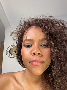 CurlyOopsiexx live XXX chat