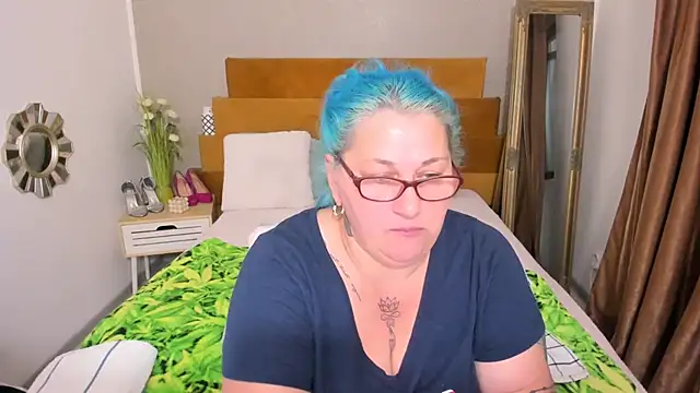 Sugarmommy_69X's Live XXX Chat