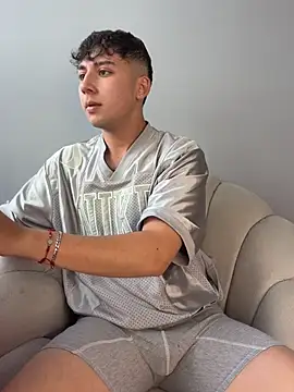 OLIVER_K XXX чат на живо