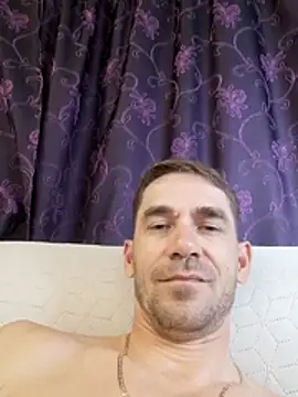 XXX chat uživo modela FreeRider111