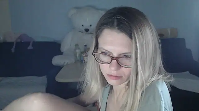night_is_dark Chat XXX in diretta