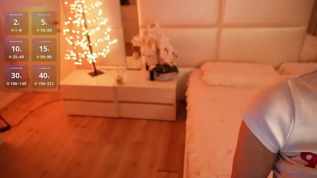 XXX chat uživo modela Lilly_Colins