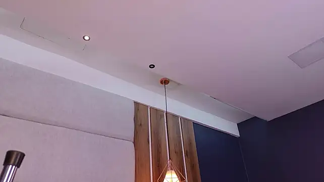 AmmyJones_'s Live XXX Chat