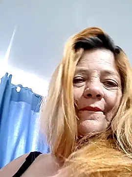 Karlatatiana live XXX chat