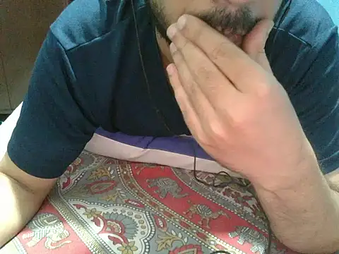 Precumboner Live XXX Chat